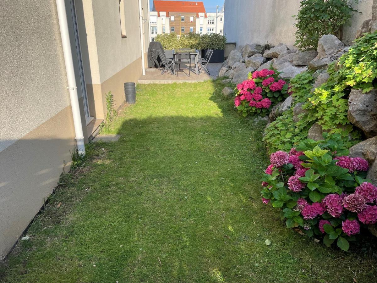Villa Louise - Appartement Spacieux Proche Digue Avec Jardin Wimereux Kültér fotó